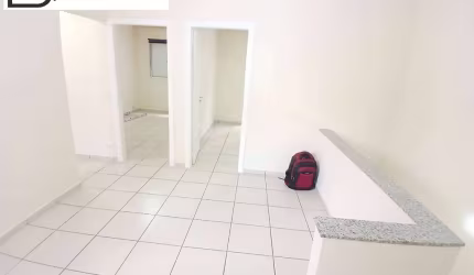 EXCELENTE CASA ASSOBRADADA TOTALMENTE REFORMADA!!!