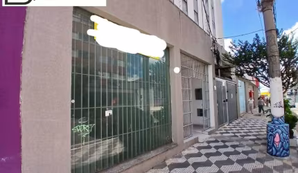 Excelente ponto comercial, de 230m com 2 banheiros, copa e área de serviço.