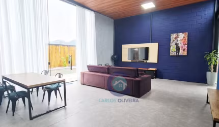 Magnifica casa em cond. com 4 suítes piscina  Bairro Guaratiba RJ