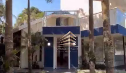Belíssimo Sobrado com 4 dormitórios, piscina  e área gourmet à venda, 180 m² por R$ 6.000.000 - Riviera de São Lourenço - Bertioga/SP