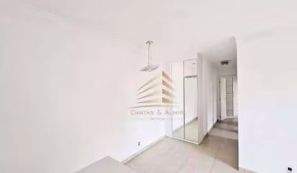 Apartamento com 2 dormitórios à venda, 55 m² por R$ 370.000,00 - Vila Augusta - Guarulhos/SP