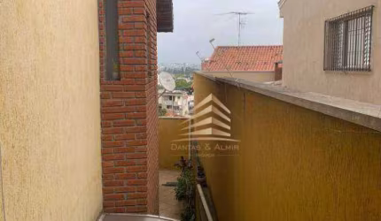 Casa com 3 dormitórios à venda, 180 m² por R$ 900.000 - Vila Moreira - Guarulhos/SP