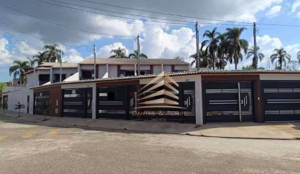 Sobrado com 2 dormitórios sendo 2 suítes, 2 vagas à venda, 83 m² por R$ 380.000 - Jardim Rio Negro - Itaquaquecetuba/SP