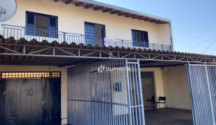 Casa com 3 dormitórios para alugar, 130 m² por R$ 2.500,00/mês - Conjunto Habitacional Alexandre Urbanas - Londrina/PR