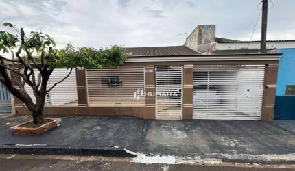 Casa com 3 dormitórios à venda, 135 m² por R$ 520.000 - Cafezal - Londrina/PR