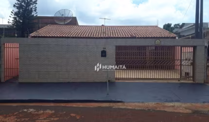 Casa com 3 dormitórios à venda, 152 m² por R$ 330.000,00 - Jardim Pacaembu - Londrina/PR