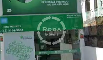 Loja comercial para locação no coração do Gonzaga, Santos-SP: 54 quartos, 54 salas, 6 banheiros, 2 vagas de garagem!