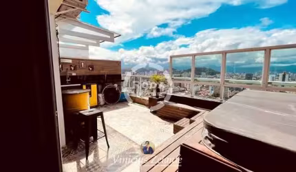 Residencial Emoirado em Santos-SP, bairro Boqueirão: 1 quarto, 2 salas, 3 banheiros, 2 vagas de garagem, 96 m²