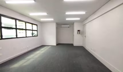 Imperdível: Sala Comercial para Locação em Santos-SP, Aparecida - 1 Sala, 1 Banheiro, 1 Vaga de Garagem, 55m² de Área