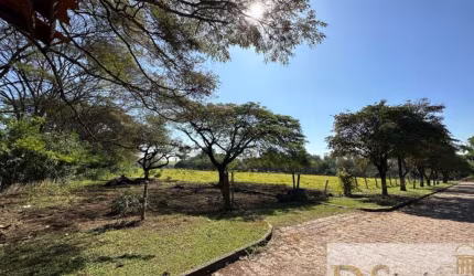 Chácara / sítio à venda na Alameda Quarto de Milha, Terras de Santa Rosa, Salto por R$ 2.300.000