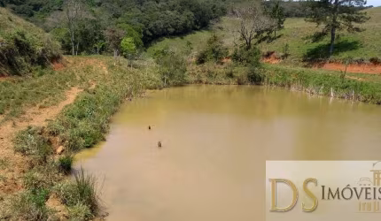 EXCELENTE FAZENDA A VENDA NA REGIÃO DE ITAPEVA/SP! COM 32 ALQUEIRES, IDEAL PARA PLANTIO DE TOMATE, COM ÓTIMA RENDA E LOCALIZAÇÃO PRIVILEGIADA