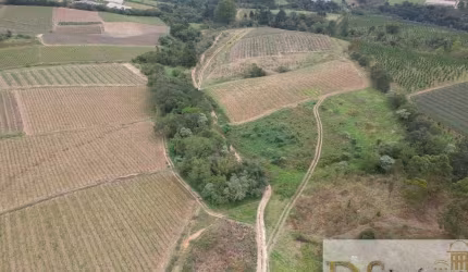 SÍTIO COM 9,77 ALQUEIRES À VENDA EM SÃO MIGUEL ARCANJO/SP: APROVEITE ESSA OPORTUNIDADE!