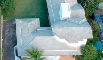 Linda Casa à venda em Itu-SP, Chácara Flora: 3 quartos, 3 suítes, 3 salas, 2 lavabos, 3 vagas de garagem, 290m². Venha conferir!