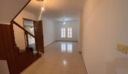 Casa com 4 dormitórios à venda 160m²  665.000 Assunção SBC
