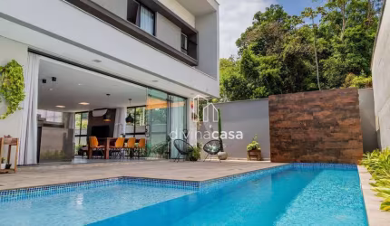 Casa com 4 dormitórios à venda, 242 m² por R$ 3.100.000,00 - Amizade - Jaraguá do Sul/SC