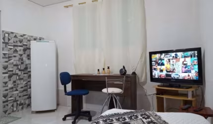 Casa Kitnet  MOBILIADA   para locação-  Taboão da Serra