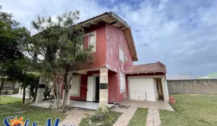 C110 Sobrado com 2 terrenos no centro de Mariluz/Imbé
