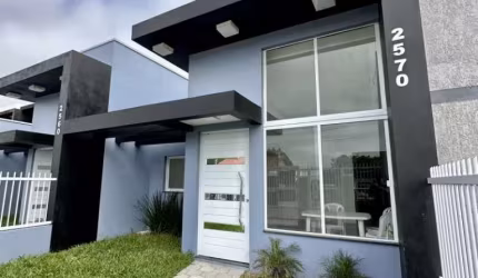 G30 Geminada de alto padrão com piscina no centro de Imbé