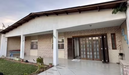 C1009 Residência em Atlântida Sul