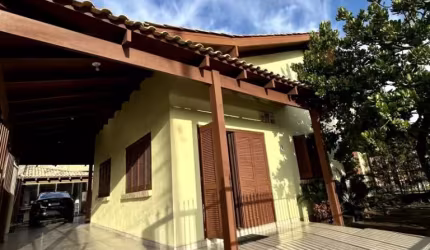 C705 Lindo sobrado com piscina/Imbé