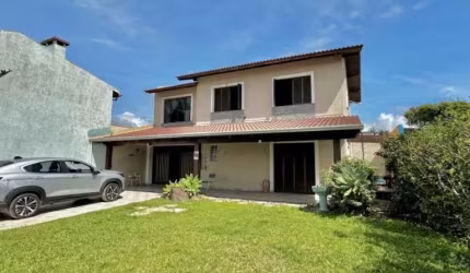 C224 Sobrado com piscina à beira mar de Mariluz/Imbé