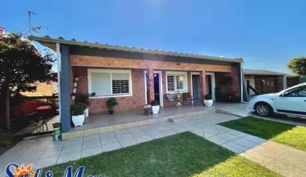 C220 Linda casa à venda, próximo ao mar/Imbé
