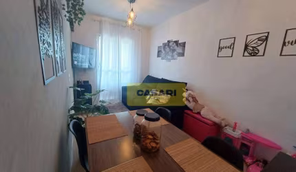 Apartamento 2 dormitorios, sala e sacada, 1 vaga de garagem, 48m2, Parque Espacial - Sbc