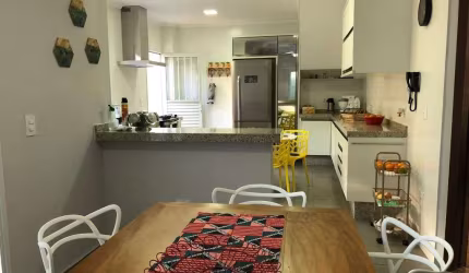 Sobrado com 3 dormitórios à venda, 194 m² por R$ 1.350.000,00 - Campestre - Santo André/SP