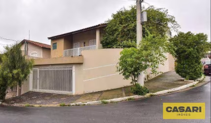 Sobrado com 4 dormitórios à venda, 200 m² por R$ 950.000,00 - Demarchi - São Bernardo do Campo/SP