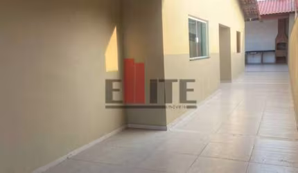 CASA AMPLA  ACEITA PERMUTA APARTAMENTO