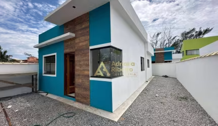 Casa com 2 dormitórios à venda, 80 m² por R$ 350.000,00 - Long Beach (Tamoios) - Cabo Frio/RJ