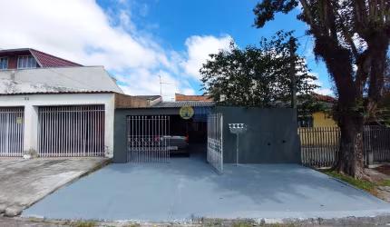Casa com 2 quartos à venda na Rua Eduardo Kirylla, 14, Alto Boqueirão, Curitiba por R$ 290.000