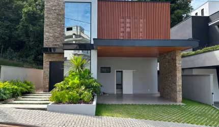 Imóvel de Luxo com 3 Suítes e 4 Vagas na Vila Nova em Joinville - SC: Confira essa Oportunidade Única!