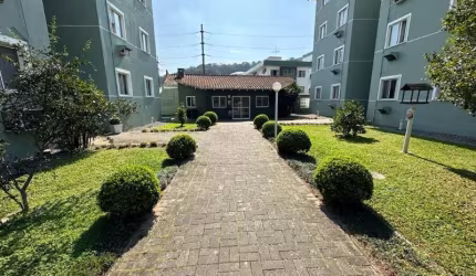 Apartamento à venda em Joinville-SC, Saguaçu: 3 quartos, 2 salas, 1 banheiro, 1 vaga de garagem, 66m².