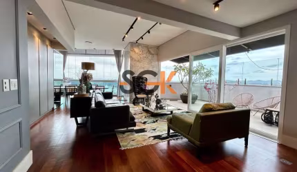Cobertura Plana com Vista Permanente para a Baía da Babitonga e em breve a Nova Ponte do Boa Vista - 4 Suítes Finamente Decoradas no Safira Residence