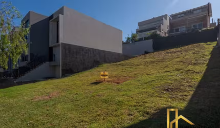 Terreno à venda no bairro Alphaville - Santana de Parnaíba/SP