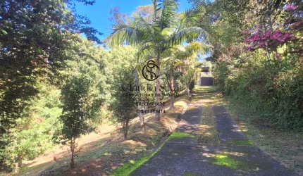 Oportunidade Única: Sítio com 2 Casas e Grande Potencial para Investimento com Vista Para Pedra Do Baú