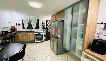 Sobrado com 3 dormitórios à venda, 218 m² por R$ 775.000,00 - Jardim Aliança - Guarulhos/SP
