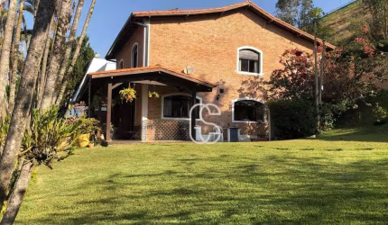 Casa com 4 dormitórios à venda, 256 m² por R$ 1.800.000,01 - Centro - Guararema/SP