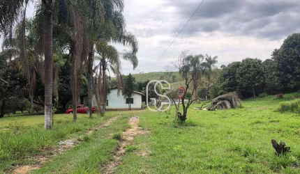 Sítio com 3 dormitórios à venda, 11500 m² por R$ 680.000,00 - Ponte Alta - Guararema/SP