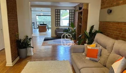 Sobrado com 4 dormitórios à venda, 320 m² por R$ 1.900.000,00 - Aclimação - São Paulo/SP