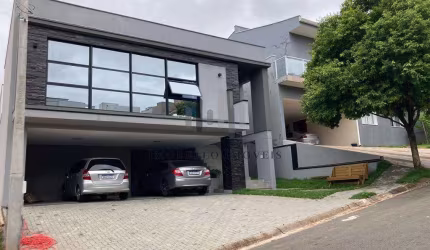 Casa à venda em Valinhos, Roncáglia, com 3 suítes, com 253 m², MADRE MARIA VILAC - VALINHOS