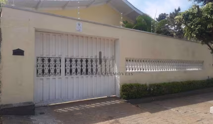 Venda | Casa com 300,00 m², 4 dormitório(s), 3 vaga(s). Vila Mimosa, Campinas