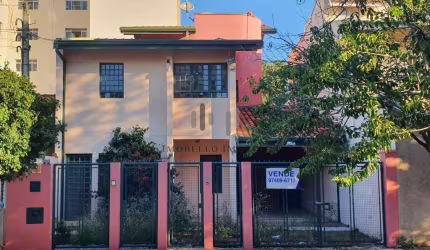 Venda e locação | Casa com 254,00 m², 3 dormitório(s), 2 vaga(s). Taquaral, Campinas