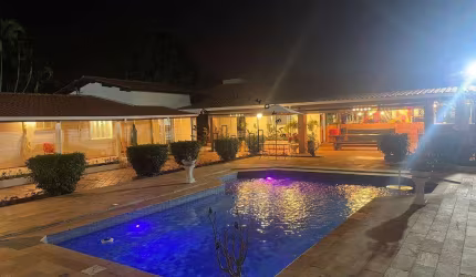 Chácara à venda em Jaguariúna, Chácara Long Island, com 4 quartos, com 1500 m²
