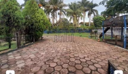 Chácara à venda em Campinas, Barão Geraldo, com 4 suítes, com 1710 m²