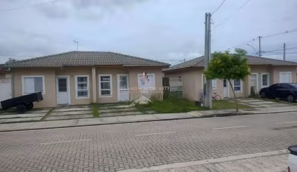 Casa de condomínio com 2 quartos, 50m², à venda em Pindamonhangaba, Vila São Benedito