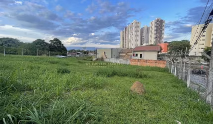 Terreno comercial com localização privilegiada e valor abaixo do mercado!