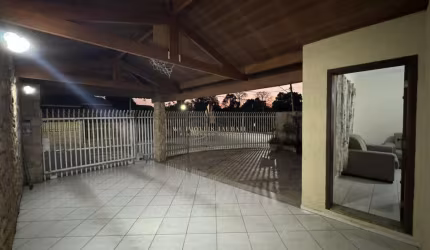 Casa à venda 2 Quartos, 2 Vagas, 300M², Parque das Fontes, Tremembé - SP