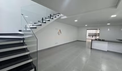 Sobrado em condomínio com 3 quartos, 167m², à venda em Taubaté, Morada dos Nobres